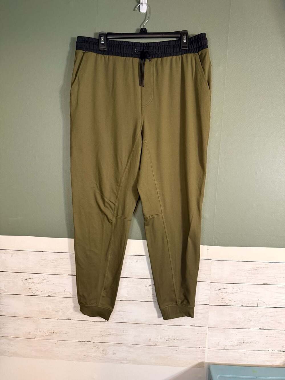 NWT‎ Alpine Design Active Jogger Field Knit Pants Size M